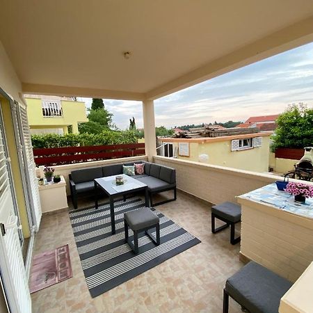 Lumar Holidays And Apartments Preko Buitenkant foto