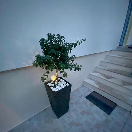 Lumar Holidays And Apartments Preko Buitenkant foto