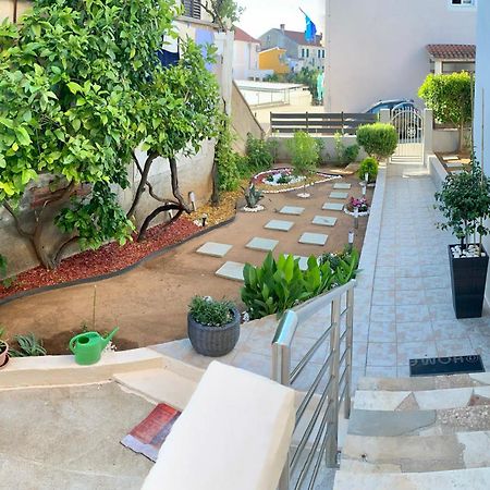 Lumar Holidays And Apartments Preko Buitenkant foto