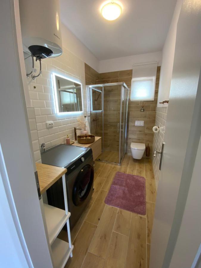 Lumar Holidays And Apartments Preko Buitenkant foto